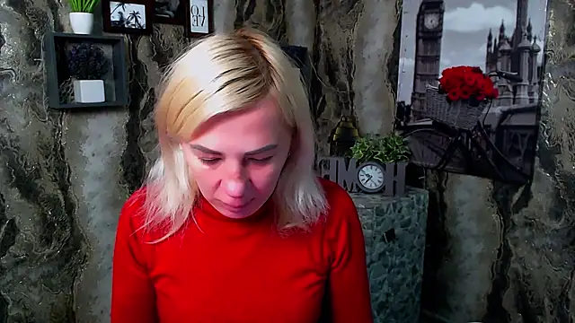 EmmaCat  online show from February 22, 5:40 am