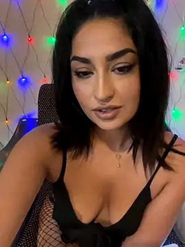 Snapshot of Mia_spicyy chatting on October 8, 9:07 am Mia spicyy online show from October 8, 9:07 am