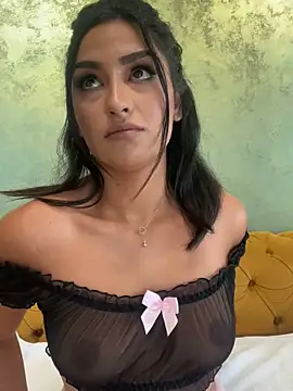 Snapshot of Mia_spicyy chatting on October 18, 7:42 am Mia spicyy online show from October 18, 7:42 am