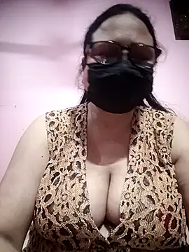 Snapshot of thehotlady chatting on November 20, 9:53 am thehotlady online show from November 20, 9:53 am