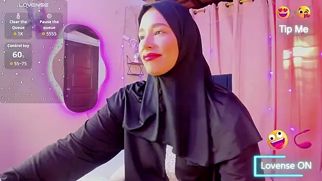 Snapshot of ShanaJamil chatting on October 24, 12:12 pm ShanaJamil online show from October 24, 12:12 pm