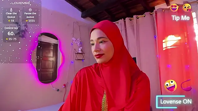 Snapshot of ShanaJamil chatting on October 29, 12:07 pm ShanaJamil online show from October 29, 12:07 pm