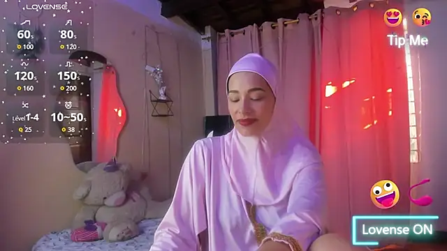 Snapshot of ShanaJamil chatting on November 26, 12:17 pm ShanaJamil online show from November 26, 12:17 pm