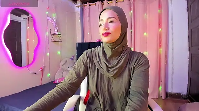 ShanaJamil online show from February 7, 12:31 pm