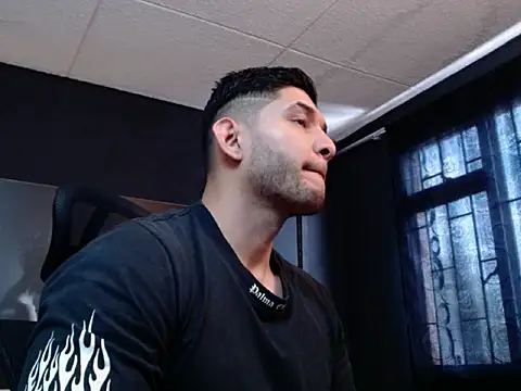 Snapshot of RichardMilleer chatting on October 17, 2:08 pm RichardMilleer online show from October 17, 2:08 pm