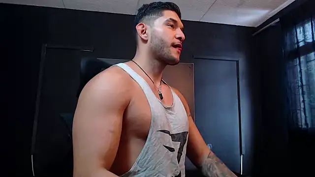 Snapshot of RichardMilleer chatting on November 22, 2:49 pm RichardMilleer online show from November 22, 2:49 pm