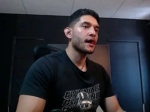 Snapshot of RichardMilleer chatting on November 27, 2:19 pm RichardMilleer online show from November 27, 2:19 pm