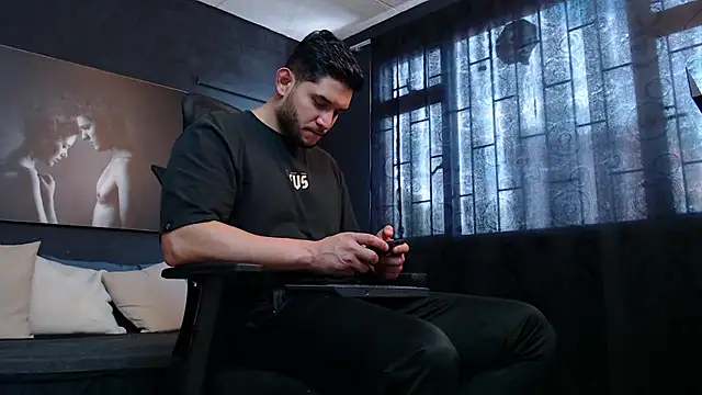 Snapshot of RichardMilleer chatting on January 9, 2:09 pm RichardMilleer online show from January 9, 2:09 pm