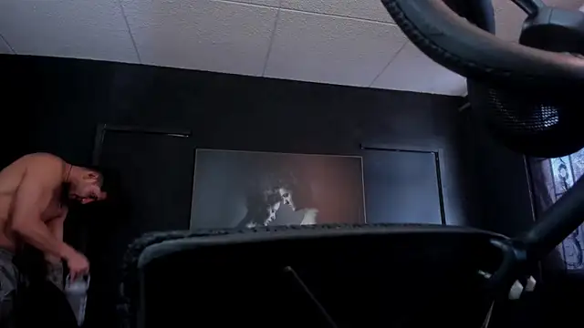 RichardMilleer online show from March 21, 4:32 pm