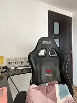 Isabella Montoya online show from September 25, 2:21 pm