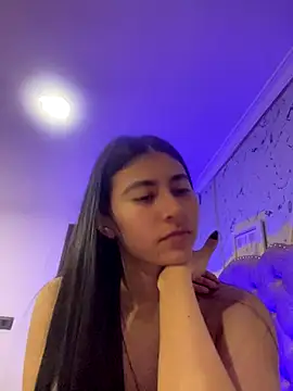 Isabella Montoya online show from November 28, 7:27 pm