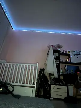 Snapshot of milka_catt chatting on October 7, 7:33 pm milka catt online show from October 7, 7:33 pm