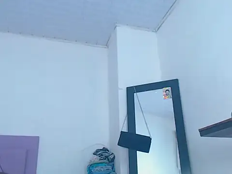 whitneytt online show from November 18, 1:11 am