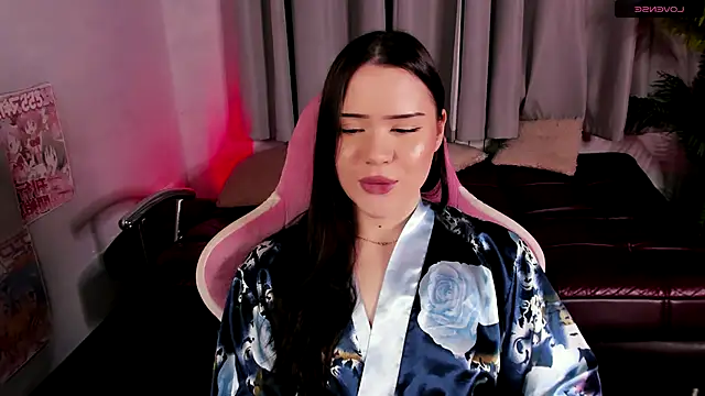 Snapshot of _spicygirl chatting on November 9, 9:46 pm spicygirl online show from November 9, 9:46 pm