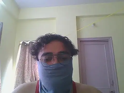 Snapshot of Kunal6782 chatting on September 17, 10:28 am Kunal6782 online show from September 17, 10:28 am