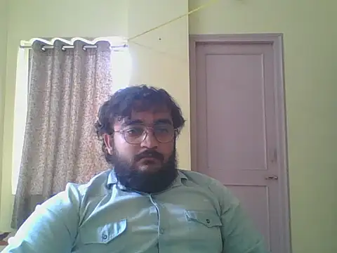 Snapshot of Kunal6782 chatting on October 18, 9:43 am Kunal6782 online show from October 18, 9:43 am