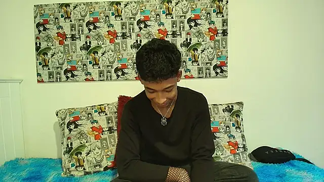 Snapshot of CoffeNaughty_nom chatting on November 4, 7:57 pm CoffeNaughty nom online show from November 4, 7:57 pm