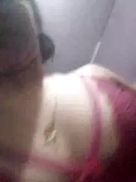 Snapshot of Cachorrinha2025 chatting on October 9, 4:10 am Cachorrinha2025 online show from October 9, 4:10 am