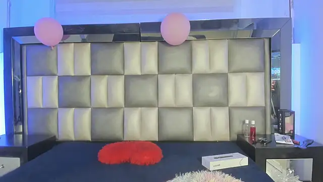 Snapshot of abbiecollins_js chatting on November 27, 3:19 am abbiecollins js online show from November 27, 3:19 am