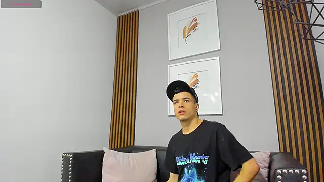 kevinn blue1 online show from November 6, 11:37 pm