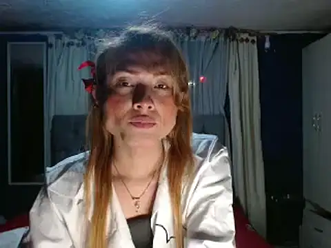 Snapshot of skarleth_hot21 chatting on September 21, 2:24 am skarleth hot21 online show from September 21, 2:24 am