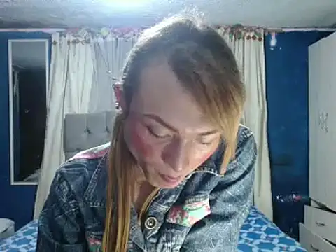 Snapshot of skarleth_hot21 chatting on October 9, 1:47 am skarleth hot21 online show from October 9, 1:47 am