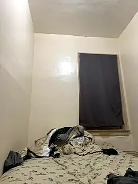 LeoPR00 online show from November 2, 1:41 am