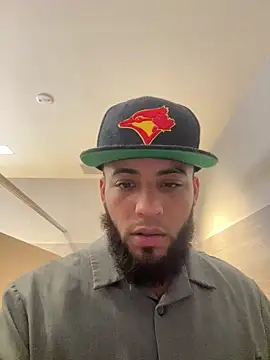 LeoPR00 online show from November 10, 11:04 pm