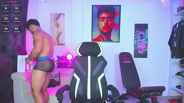 Snapshot of JordanRossie chatting on September 27, 10:04 pm JordanRossie online show from September 27, 10:04 pm