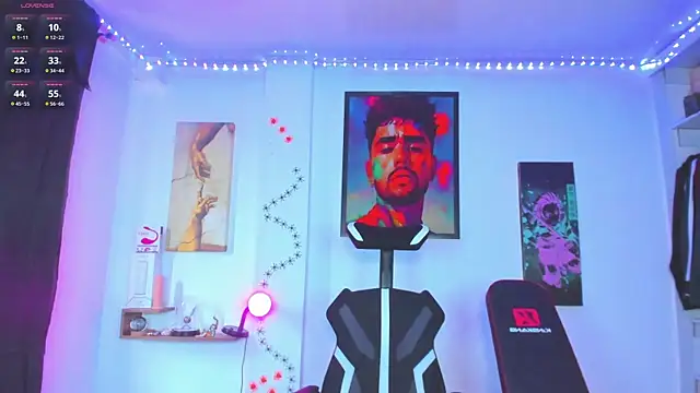 Snapshot of JordanRossie chatting on October 19, 5:46 pm JordanRossie online show from October 19, 5:46 pm