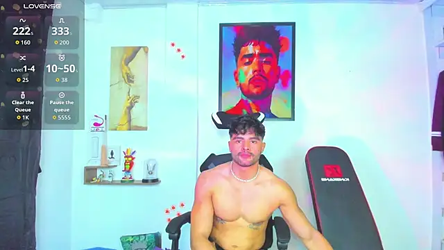 Snapshot of JordanRossie chatting on October 24, 1:03 am JordanRossie online show from October 24, 1:03 am