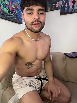 Snapshot of JordanRossie chatting on November 17, 3:51 pm JordanRossie online show from November 17, 3:51 pm