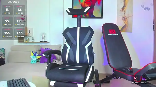 Snapshot of JordanRossie chatting on November 26, 2:18 pm JordanRossie online show from November 26, 2:18 pm