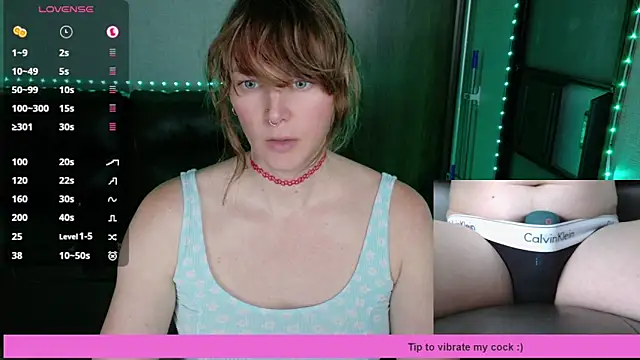 Snapshot of tsellieryder chatting on November 2, 12:13 am tsellieryder online show from November 2, 12:13 am