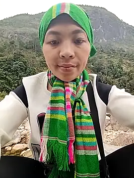 -Miu-98 online show from December 17, 2:39 am