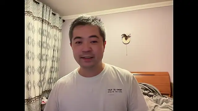 Snapshot of Mr_Dog chatting on September 27, 1:05 pm Mr Dog online show from September 27, 1:05 pm