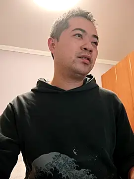 Snapshot of Mr_Dog chatting on November 8, 12:16 pm Mr Dog online show from November 8, 12:16 pm