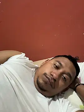 Snapshot of dannybs05 chatting on November 4, 11:04 pm dannybs05 online show from November 4, 11:04 pm