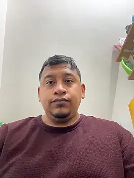 Snapshot of dannybs05 chatting on November 11, 7:36 pm dannybs05 online show from November 11, 7:36 pm