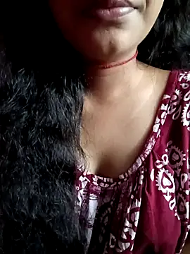 Snapshot of soni2005 chatting on February 24, 3:48 am soni2005 online show from February 24, 3:48 am