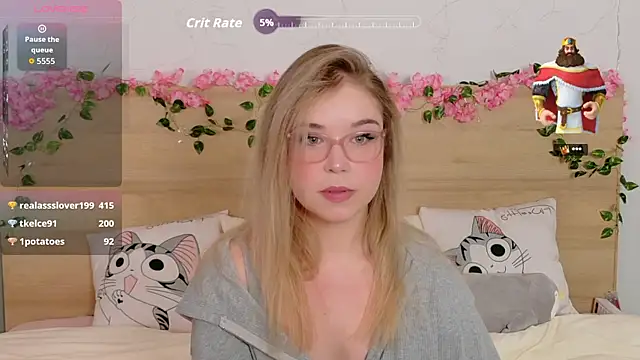 Lilith Bonheur online show from September 21, 5:58 pm