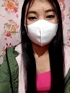 Snapshot of Damhan12 chatting on November 19, 2:39 pm Damhan12 online show from November 19, 2:39 pm