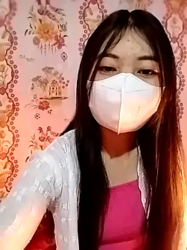 Snapshot of Damhan12 chatting on December 5, 1:25 am Damhan12 online show from December 5, 1:25 am