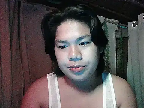 Huntrix2025 online show from December 3, 8:18 pm