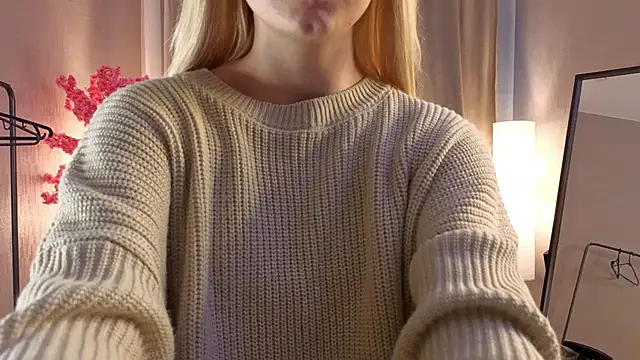 Flirty lee online show from October 10, 2:05 pm