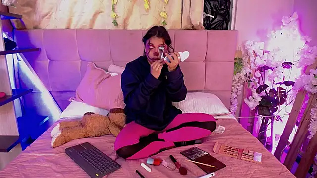 Snapshot of Dakashyten chatting on October 31, 6:47 am Dakashyten online show from October 31, 6:47 am