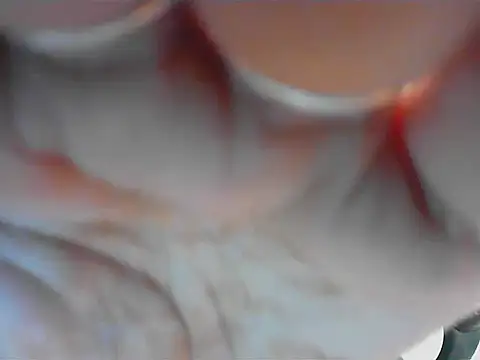 Snapshot of short_girl_ chatting on November 16, 4:45 pm short girl online show from November 16, 4:45 pm