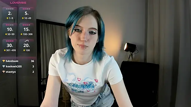 MorgyAsuna  online show from October 5, 8:40 pm