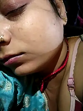 Snapshot of monarani5986 chatting on December 2, 9:21 pm monarani5986 online show from December 2, 9:21 pm