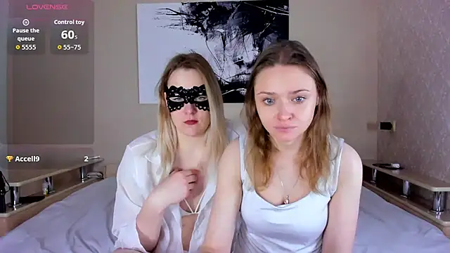 Snapshot of Linda_Bryant-Eva chatting on October 28, 2:04 am Linda Bryant-Eva online show from October 28, 2:04 am